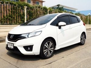 HONDA JAZZ 1.5 SV ปี 2016 เกียร์AUTO สีขาว(นิยม) รูปที่ 0