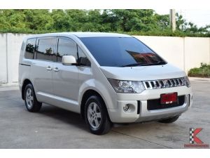 Mitsubishi Delica Space Wagon 2.0 (ปี 2015) Wagon AT