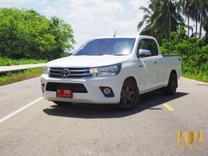 TOYOTA HILUX REVO SMART CAB 2.4 J ปี 2016 สีขาว