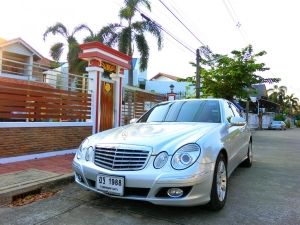 BENZ E200 CGI W211 ปี 2010 วิ่ง 8หมื่นโลมือเดียว ออกห้างเค้งหงษ์ทอง