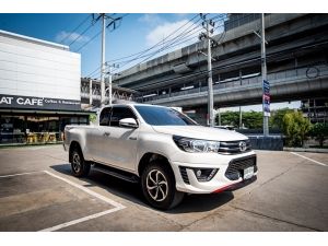 2018 Toyota Hilux Revo 2.4 SMARTCAB SMARTCAB Prerunner TRD Sportivo Pickup MT รูปที่ 0