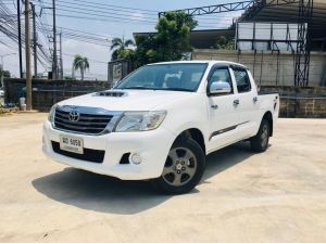 TOYOTA HILUX VIGO DOUBLE CAB 2.5 E CHAMP 2012 MT