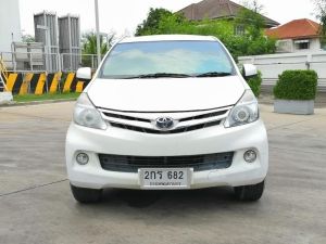 TOYOTA AVANZA 1.5 E 2013 AT รูปที่ 0