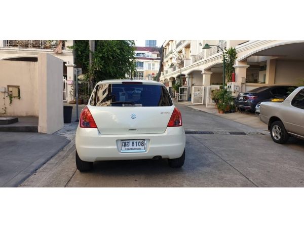 Suzuki Swift ปี 2011 GL 1.5