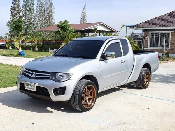 MITSUBISHI TRITON 2.5 MT ปี 2012