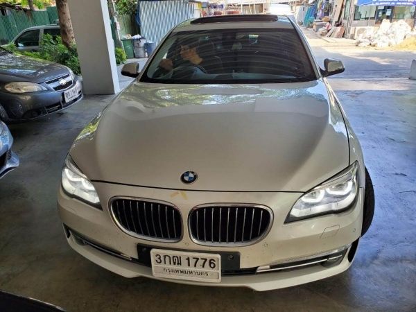 รูปของ BMW L7 ปี 2014 สีขาว