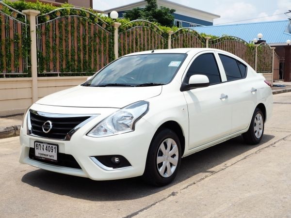 NISSAN ALMERA 1.2 E (MNC) ปี 2017 เกียร์ AUTO สภาพนางฟ้า รูปที่ 0