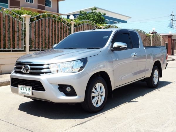 TOYOTA HILUX REVO SMART CAB 2.4 E ปี 2016 เกียร์MANUAL สภาพนางฟ้า รูปที่ 0