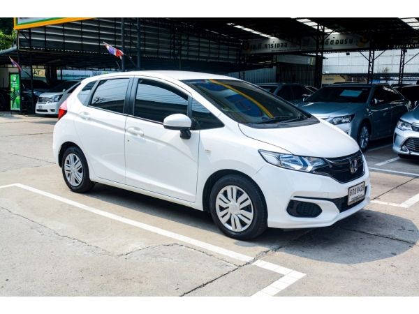 2017 Honda Jazz 1.5 S i-VTEC Hatchback AT รูปที่ 0