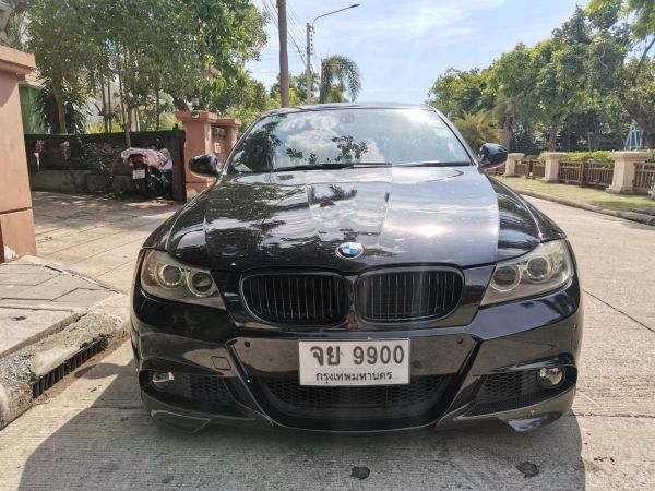 BMW 325i Sport E90 แถมฟรีฝากระโปรงคาร์บอน M performance รุ่นนี้มี 50 คัน รูปที่ 0