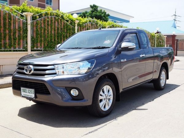 TOYOTA HILUX REVO SMART CAB 2.4 E