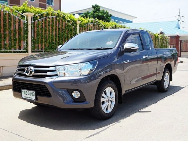 TOYOTA HILUX REVO SMART CAB 2.4 E ปี16 จดปี17