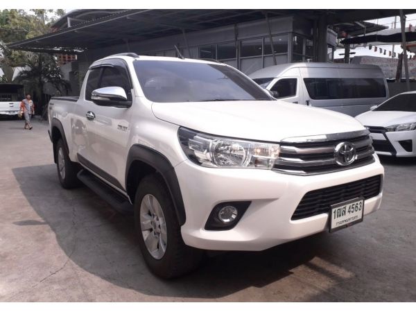 โตโยต้าชัวร์ Toyota Revo CCab 2.4E Prerunner MT 2016 รูปที่ 0