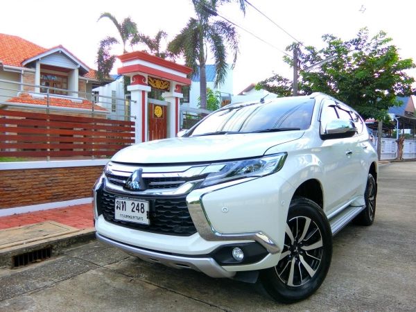 MITSUBISHI PAJERO SPORT 2.4 GT PREMIUM 4WD TOP AUTO ปี2016 มือเดียวป้ายแดง ออกห้างมิตซูช.เอราวัณ รถเดิมทั้งคันค่ะ