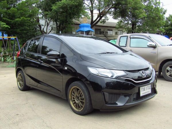 Honda Jazz 1.5 S i-VTEC Hatchback AT 2016 สีดำ