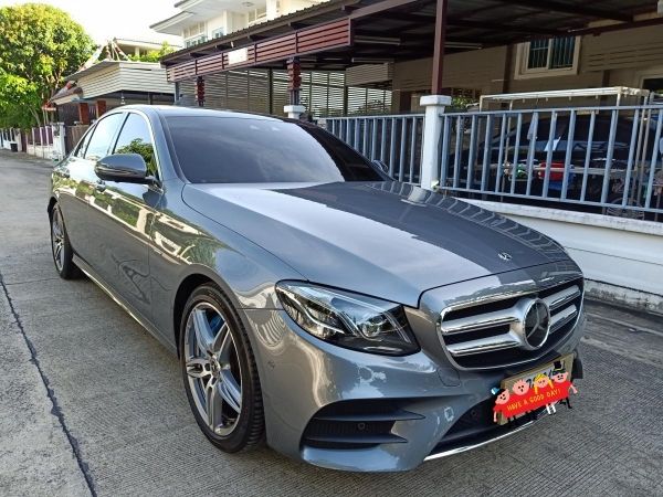 Benz E350e AMG รุ่นท็อป สภาพใหม่ เลขไมล์น้อยมาก