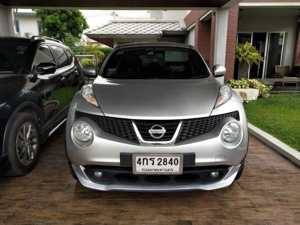 ****รถไม่เคยชนครับ เจ้าของขายเอง***  2014 Nissan Juke 1.6 (ปี 10-16) V SUV - AT