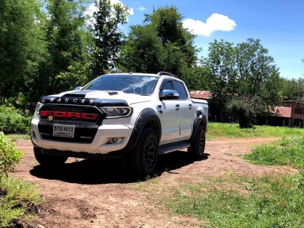 ขายระกระบะ Ford Ranger 4 ประตู ยกสูง XLT 2016 ตกแต่งแล้วพร้อมใช้