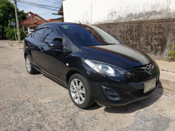 Mazda2 ปี 2010 รถบ้าน