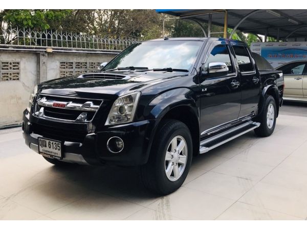 ISUZU DMAX CAB4 RODEO LS 4WD SUPER TITANIUM AT ปี2011