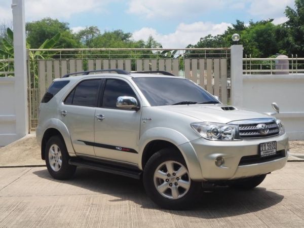 ขายรถฟรีดาวน์ Toyota Fortuner 3.0V SUV AT 2006 รูปที่ 0