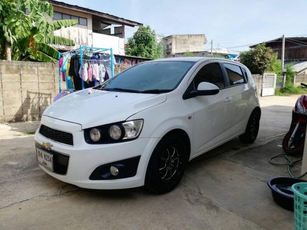 Chevrolet sonic. Auto