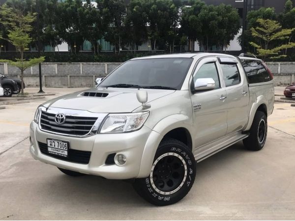 Toyota Vigo 4DR 3.0 VN Turbo AT 2012