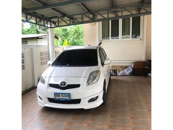 Toyota Yaris​ 1.5E​