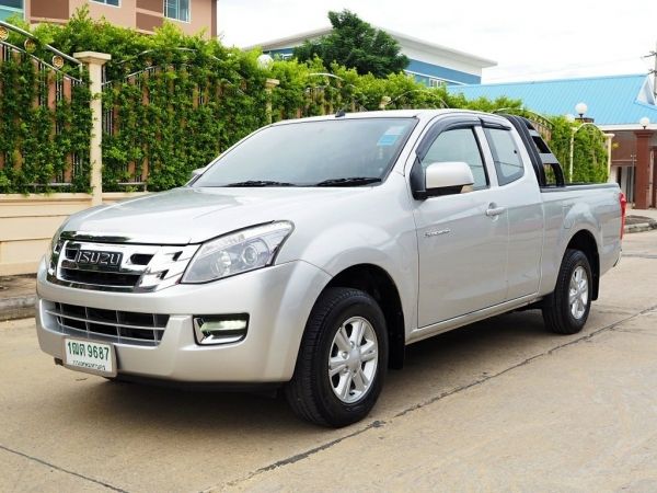 ISUZU D-MAX ALL NEW SPACECAB 2.5 L (SUPER DAYLIGHT) ปี 2015