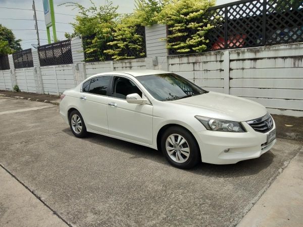 Honda Accord 2.0E(2011)