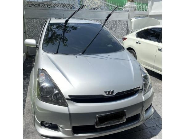 Toyota wish limited