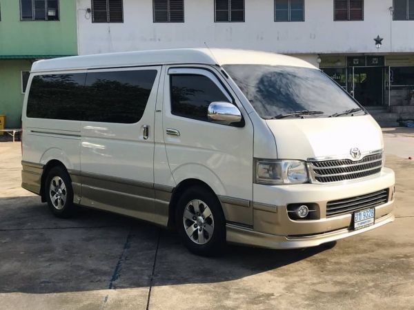 Toyota Ventury 2.7 CNG Van AT 2006