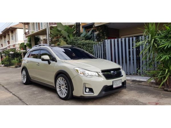 เจ้าของรถขายเอง Subaru XV  ตัว TOP 2016