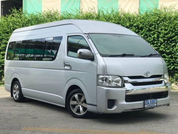 Toyota Commuter Hiace 2.5 D4D MT 2011