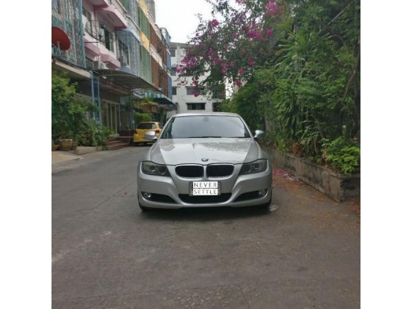 BMW e90 LCI 318ise ปี 2010