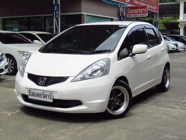 จัดไฟแนนซ์ได้เต็ม ฟรีดาวน์ แถมประกันภัย 2010 HONDA JAZZ 1.5 S รูปที่ 0