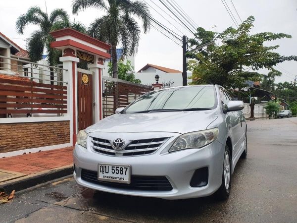 toyota corolla altis 1.6 e dual vvti ปี 2011 มือเดียวป้ายแดงออกห้างไม่เคยติดแก๊ส