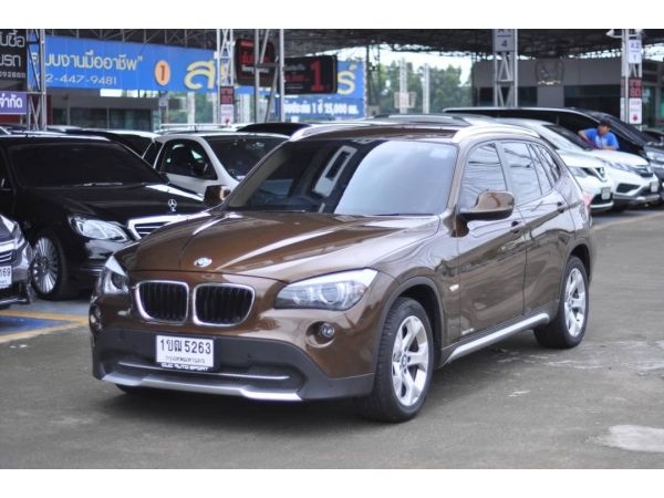 BMW X1 2.0 SDrive 1.8i SUV AT 2013