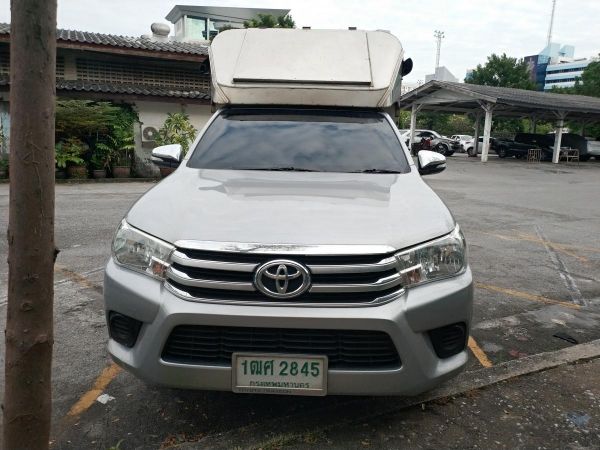 Toyota  revo 2.8 J  ปี16