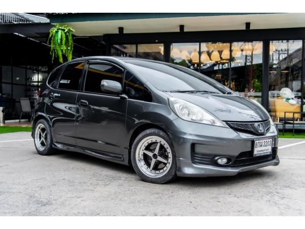 C3203 2012 Honda Jazz 1.5 SV