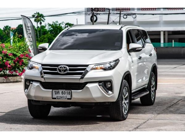 C5257 2017 Toyota Fortuner Sigma4 2.8 V 4WD Navi