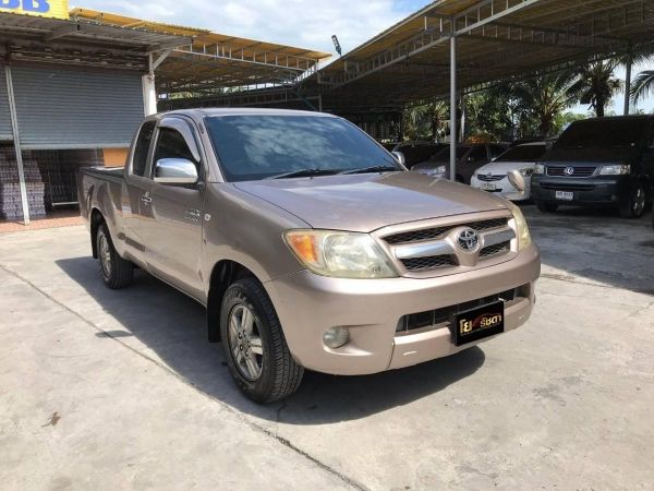 TOYOTA​ HILUX​ VIGO​ 2.7​ G​ AT​ 2005