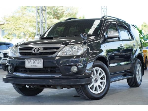 TOYOTA FORTUNER  3.0 V SMAR ปี 2007 A/T สีดำ รูปที่ 0