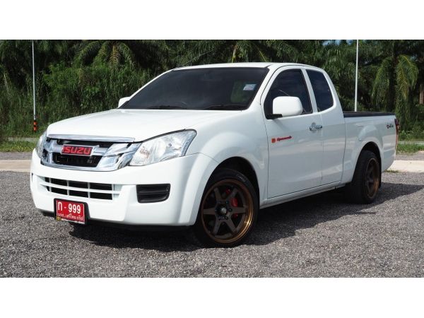 ISUZU DMAX SPACECAB 2.5S ล้อ TE37 ปี 2015 สีขาว