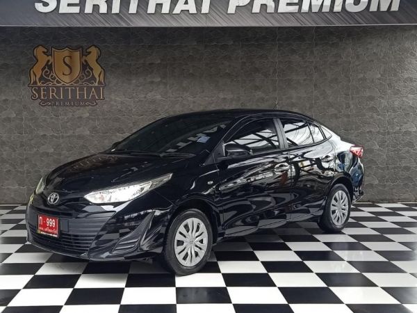 TOYOTA YARIS ATIV 1.2 J ปี 2017 สีดำ