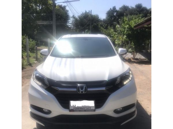 ขาย HR-V รุ่น E ปี 2016 รอง Top สีขาวมุข