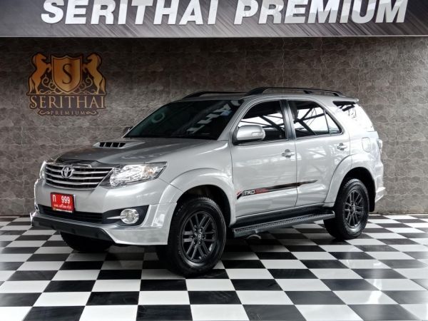 TOYOTA FORTUNER CHAMP 3.0V 2WD