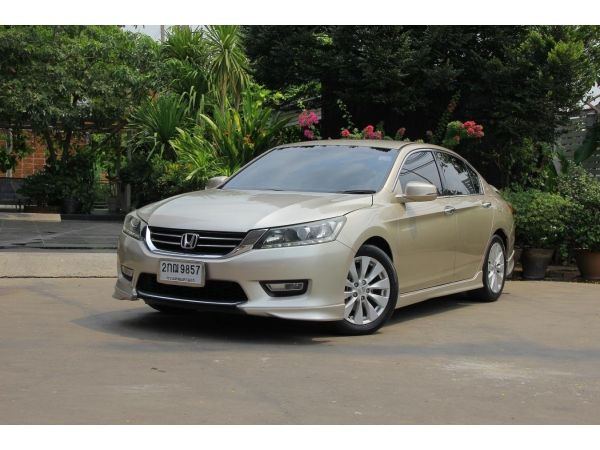 2013 HONDA ACCORD 2.0 EL *ฟรีดาวน์ *แถมประกันภัย *ดบ.เริ่ม 2.79%