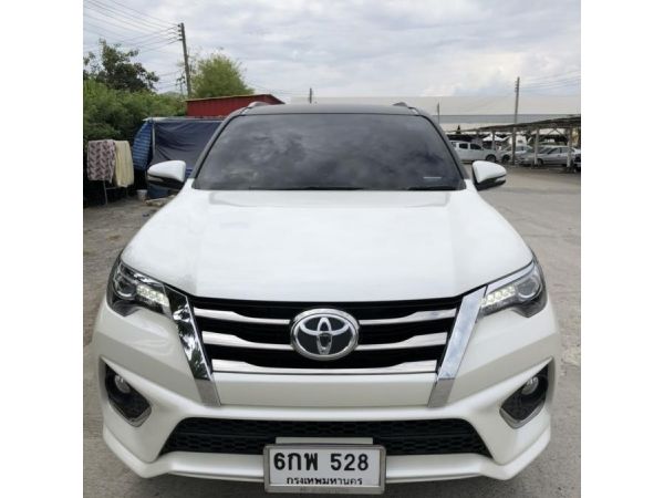 Fortuner 2.8 TRD Sportivo 4WD AT Black Top Sigma4 รูปที่ 0