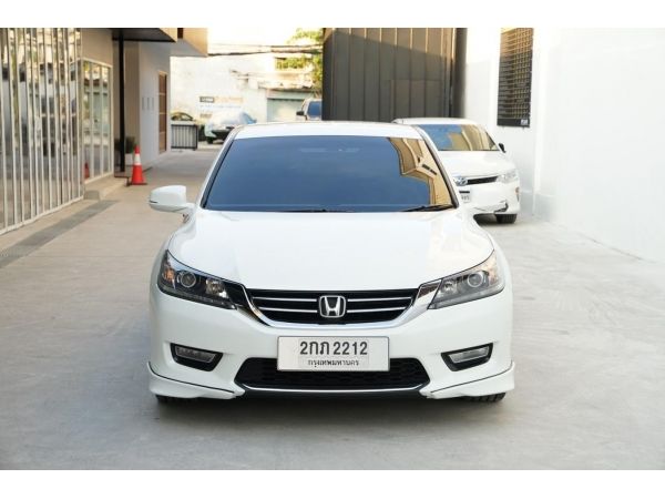 Accord G9 2013 2.0  EL รูปที่ 0